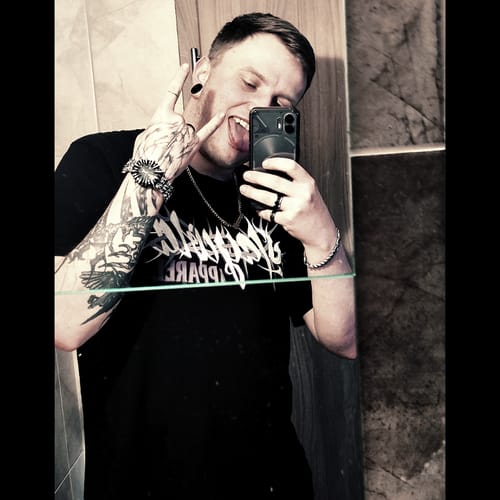 Customer photo review of MIDNIGHT THORN
