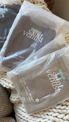 Customer photo review of Essential Short Sleeve - Vintage Taupe