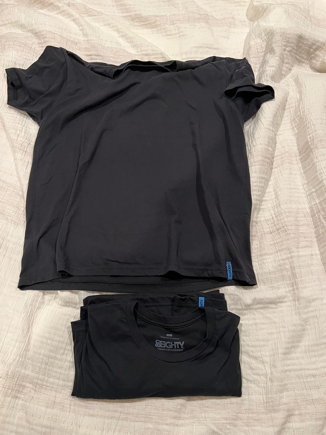Customer photo review of 80Eighty® Vein Shirt