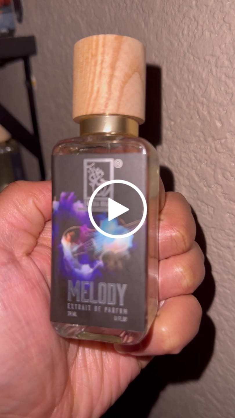 Customer video review of Melody