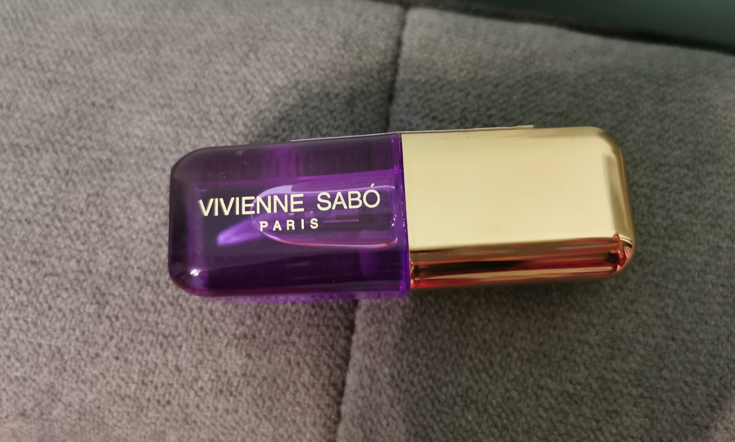 Customer photo review of Олио за устни Плодово Сорбе Sirop de fruits Vivienne Sabo