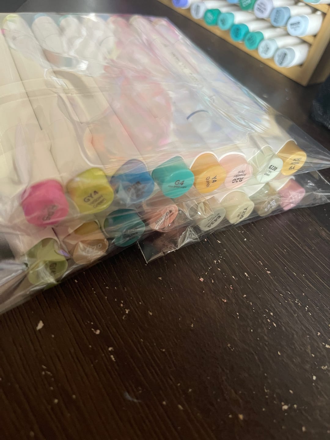 Customer photo review of 4-Pack Mystery Palette of Ohuhu Honolulu Alcohol Markers