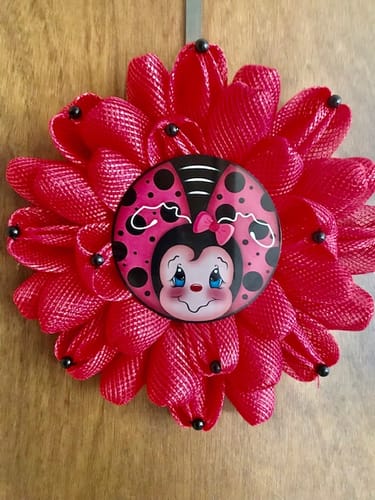 Customer photo review of Wreath Sign, Lady Bug Sign, Lady Bug Red Bow, DECOE-1026-B, Sign For Wreath, DecoExchange