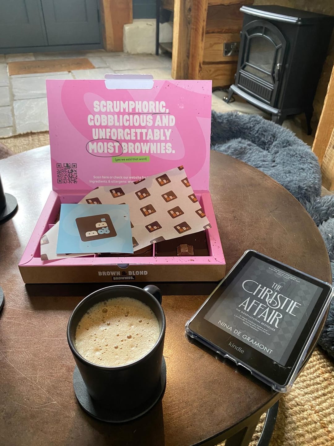 Customer photo review of Classic 6 Brownie Box