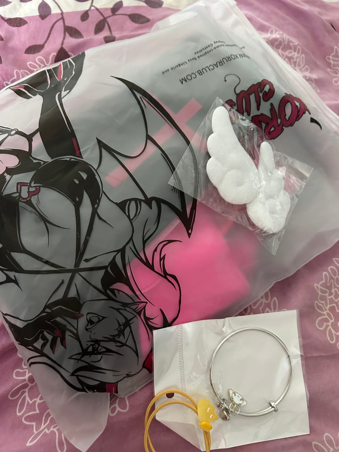 Customer photo review of Cosplay Devil of Lust Succubus Lingerie KO02 (6-Piece Set)