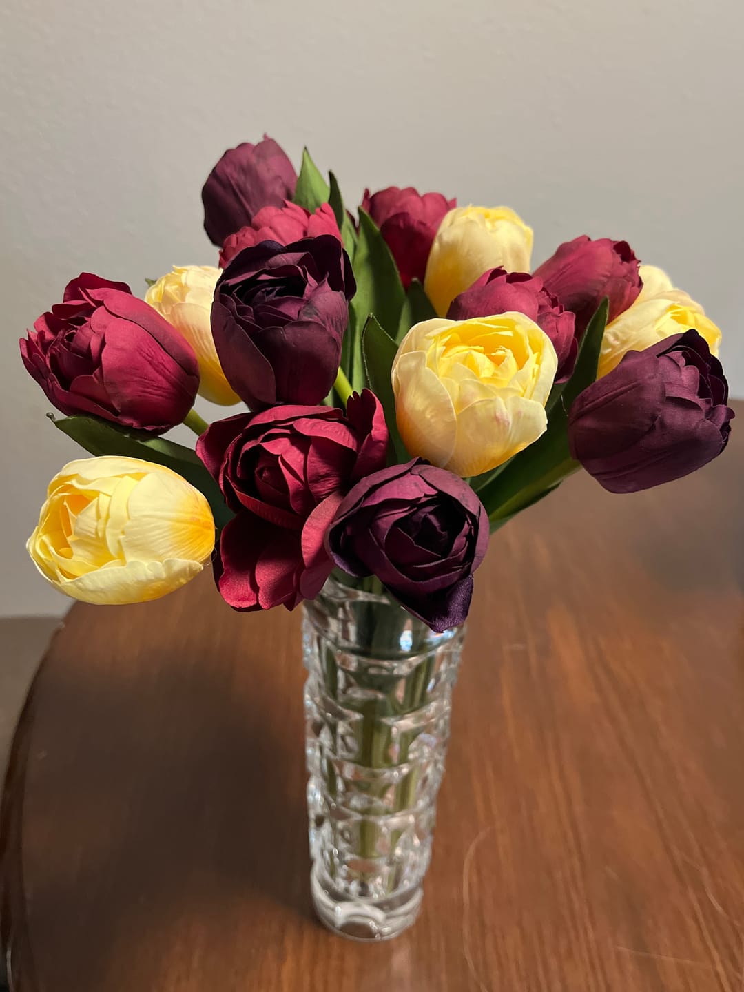 Customer photo review of Real Touch Hybrid Tulip Bundle