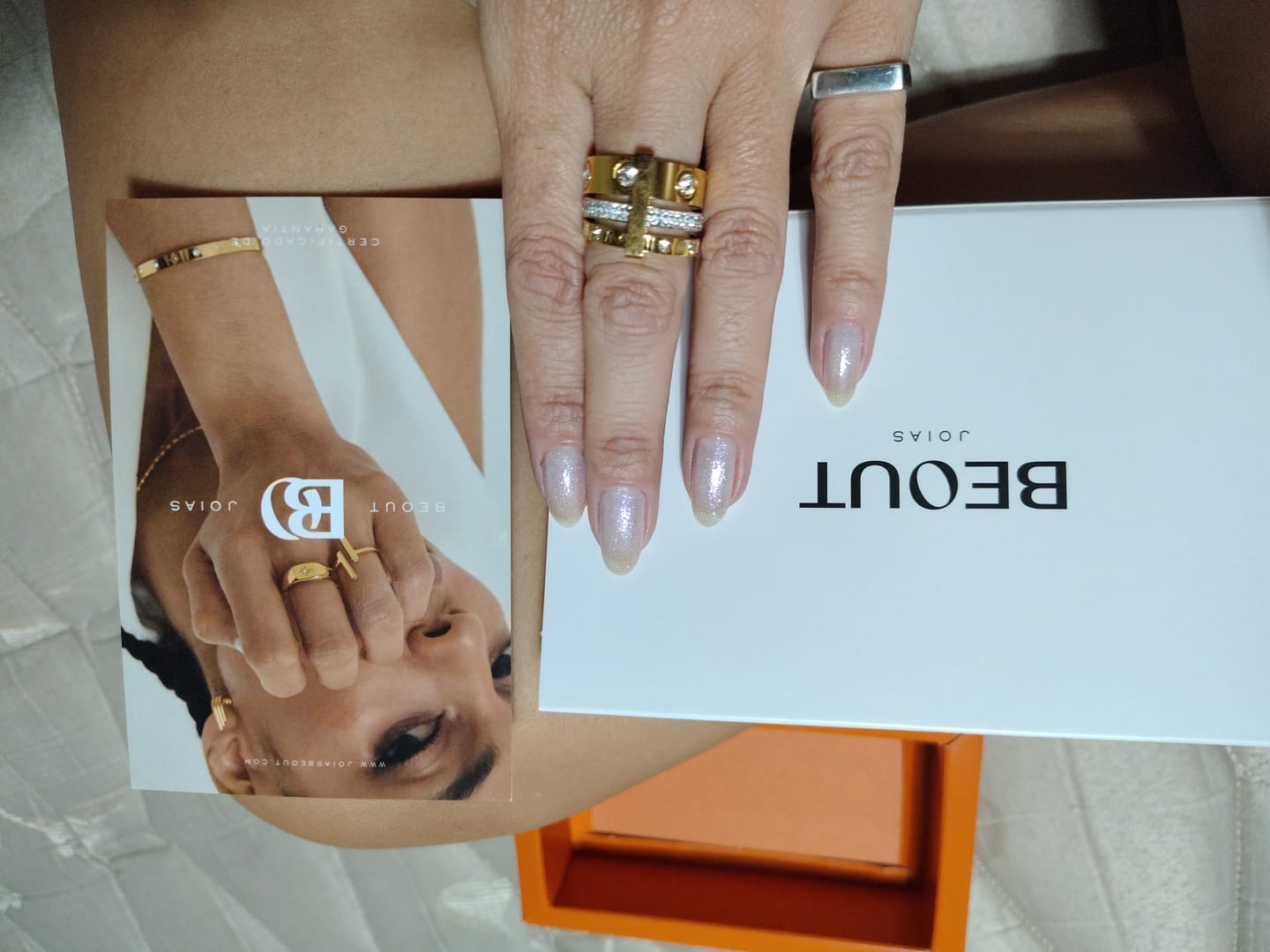 Customer photo review of Anel Triplo Glamour Banhado em Ouro 18k