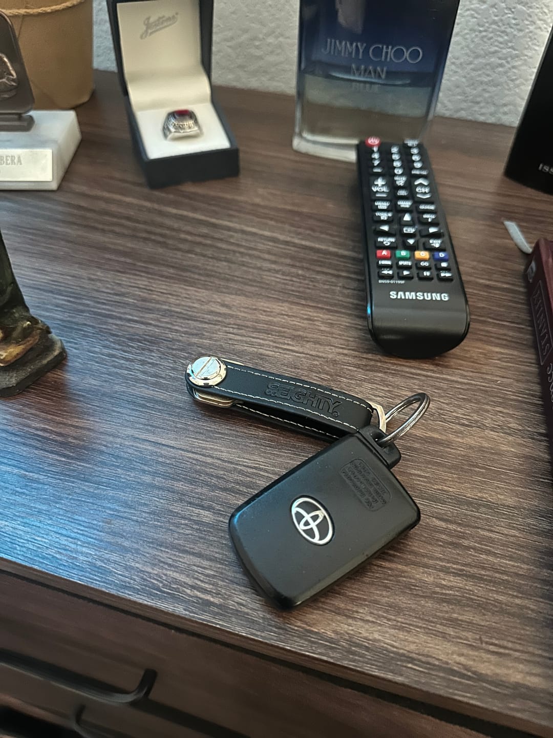 Customer photo review of 80Eighty® Classy Leather Keychain