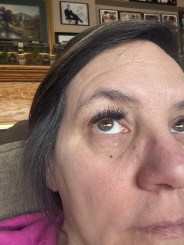 Customer photo review of Lashify Valentine's Gossamer® Sets