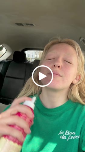 Customer video review of Hypochlorous Acid Spray for Skin & Face | Cleansing Topical Spray