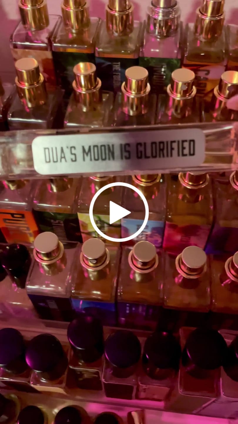 Customer video review of Dua's Moon Is Glorified