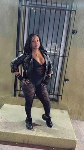 Customer photo review of Bad Girl 3/4 Sleeve Cropped Motorcycle Jacket in Vegan Leather - Vixen by Micheline Pitt