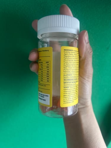 Customer photo review of Kids Multivitamin Gummies