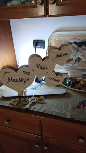 Customer photo review of Lampada in legno personalizzata a forma di lettera con favole