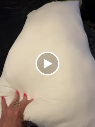 Customer video review of The Marshmalloo Pillow