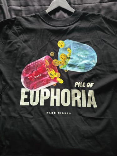 Customer photo review of Pill of euphoria (Oversized shirt)