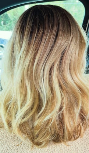 Customer photo review of Weightless Shampoo & Conditioner Set
