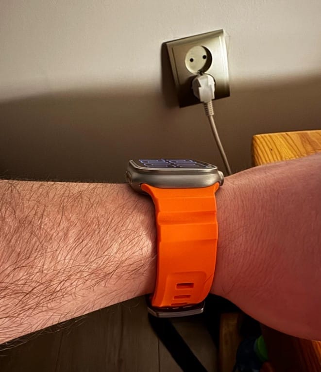 Customer photo review of Sport Soft Silicone and Titanium Buckle Strap for Apple Watch