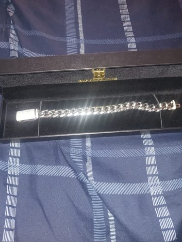 Customer photo review of VVS Moissanite Miami Cuban Bracelet Steel / .925 Silver