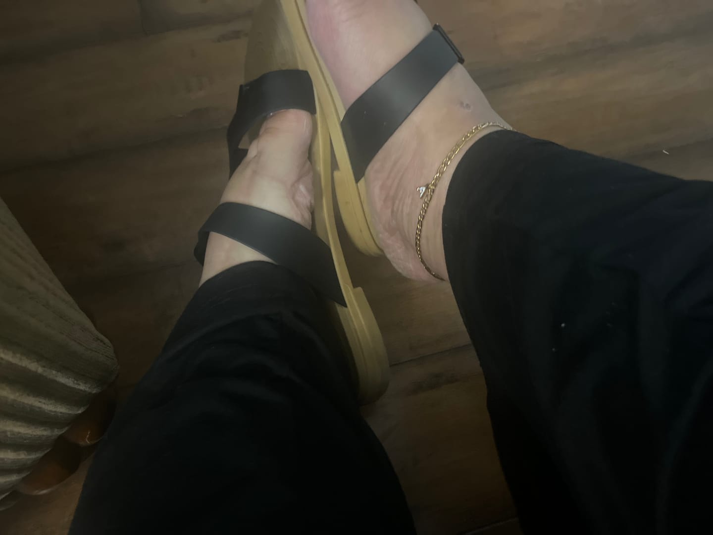Customer photo review of Iced Letter Anklet w/ Figaro Chain