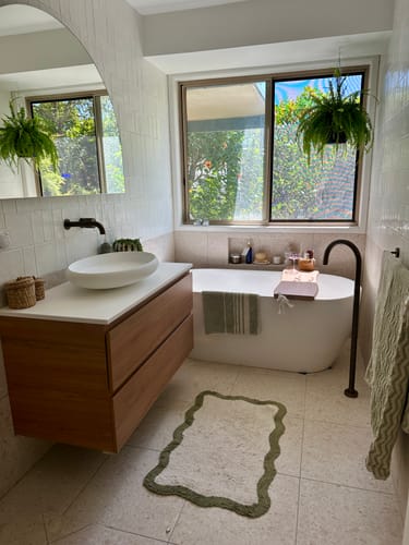 Customer photo review of Bath Caddy 1.0