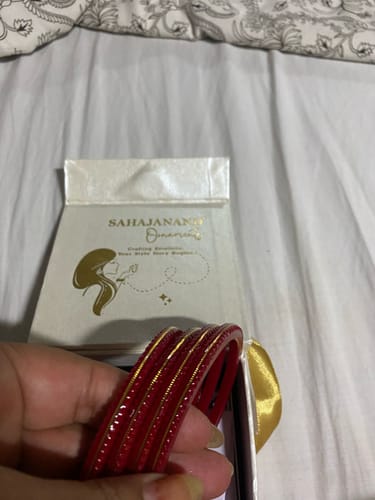 Customer photo review of Divya Shringar Red - A decent Charm