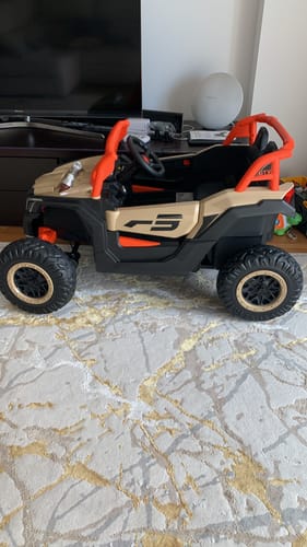 Reseña con foto de un cliente sobre Carro Elétrico para Criança BUGGY 4x4 12v Caqui c/ RODAS DE BORRACHA & ASSENTO EM PELE