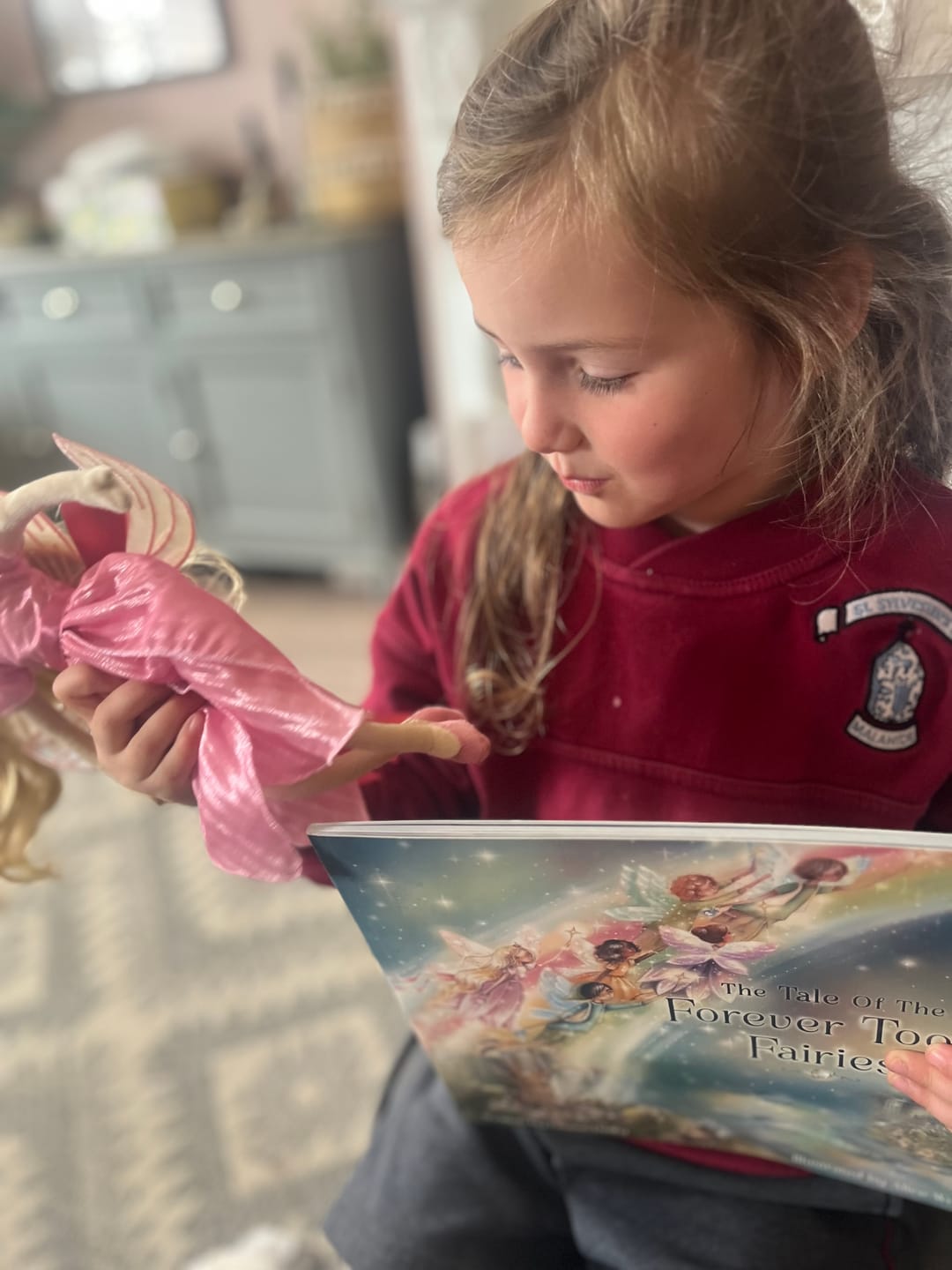 Customer photo review of My Forever Tooth Fairy Gift Set - Includes Storybook, Tooth Fairy Doll, Tooth Tote & Dis'Play' Case - FREE Bonus Gift Forever Tooth Fairy Frame