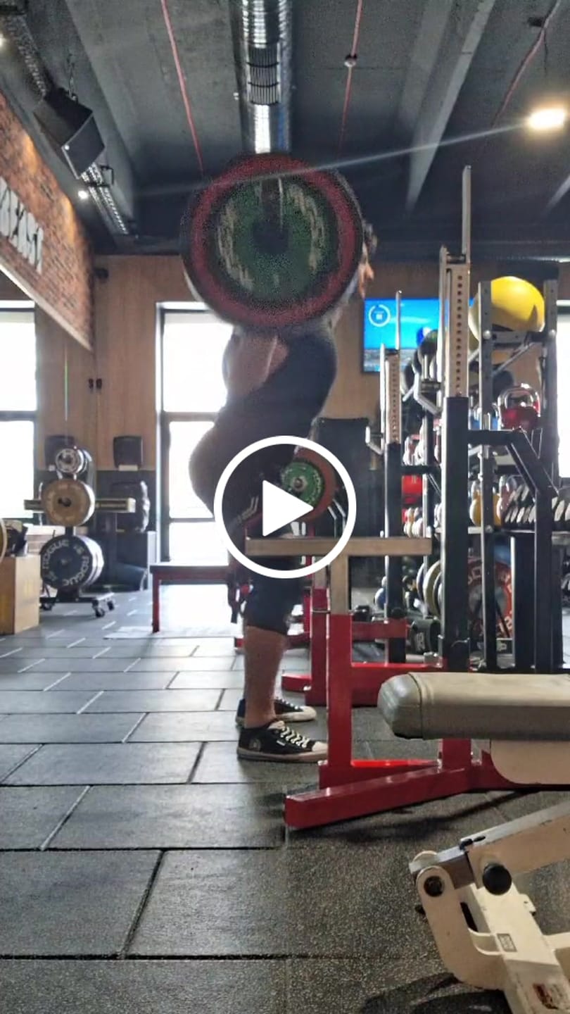 Customer video review of Strength Shop 7mm Inferno Neoprene Knee Sleeves - Black - IPF Approved (Pair)