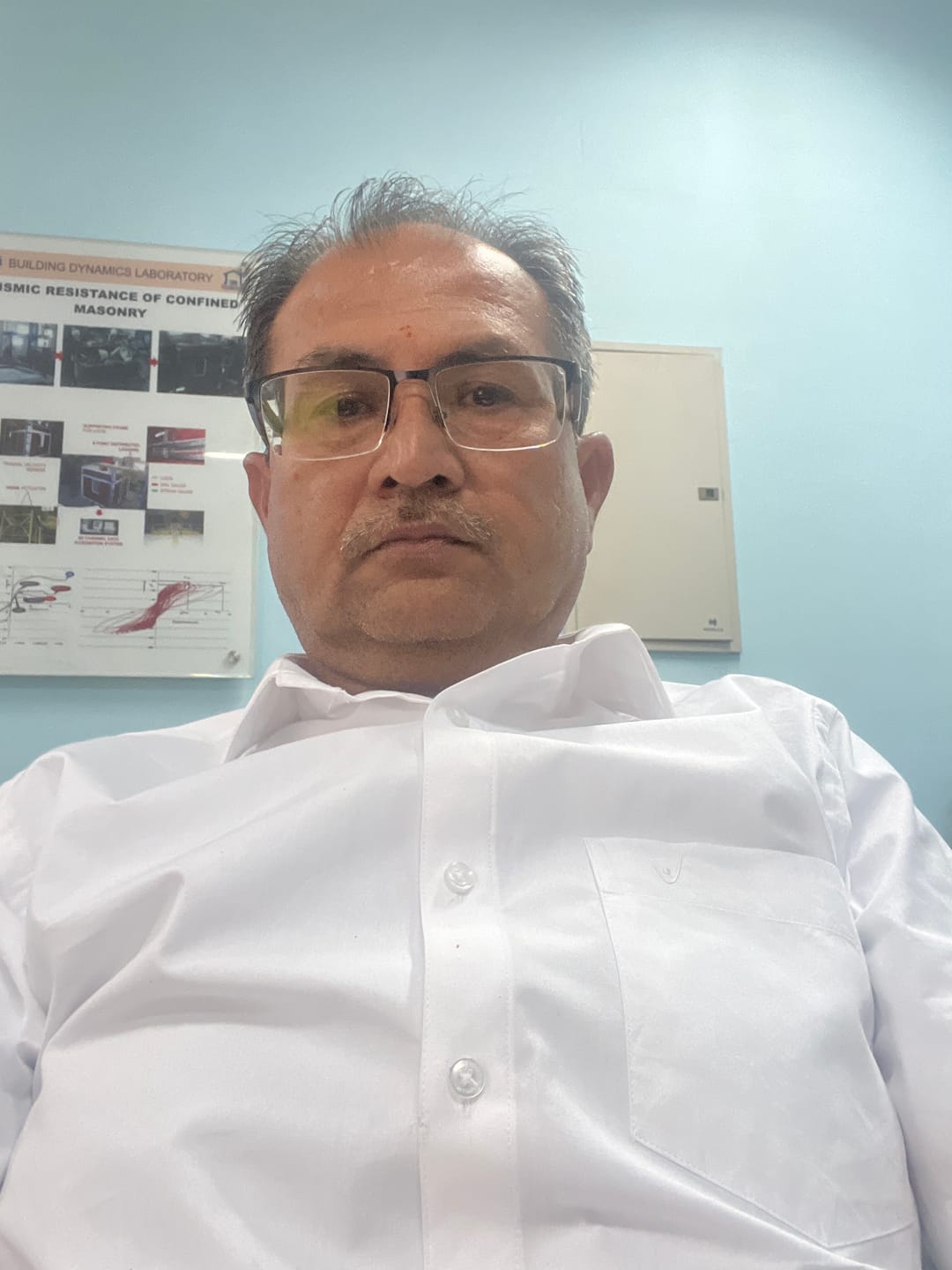 Customer photo review of AQUA Stain Free White Shirts