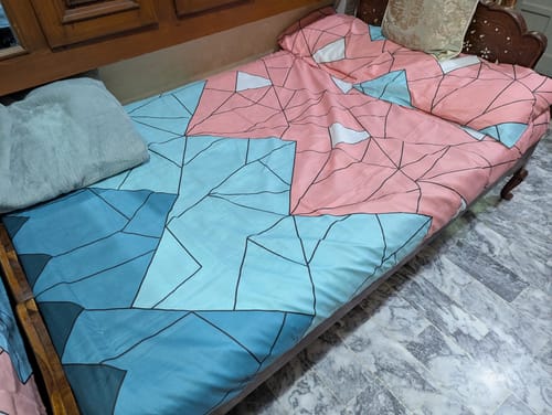 Customer photo review of Rainbow Mosaic-Bed Sheet Set