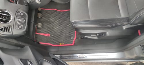 Paulina M. review of Dywaniki samochodowe na zamówienie - Przód i tył image 1 out of 3