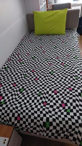 Customer photo review of Cozy Home Popping Colors Tek Kişilik Lastikli Çarşaflı Nevresim Takımı Dazzle Yeşil