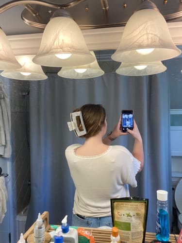 Customer photo review of 3XL Dreamy Claw Clip