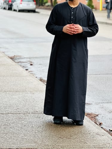 Customer photo review of Plain Black Thobe