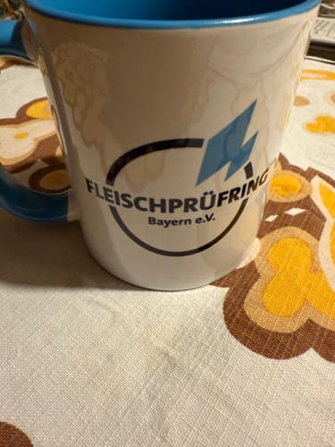 Customer photo review of TassenExpress - Becher Keramik Tasse mit Logo bedruckt 325ml Firmenlogo