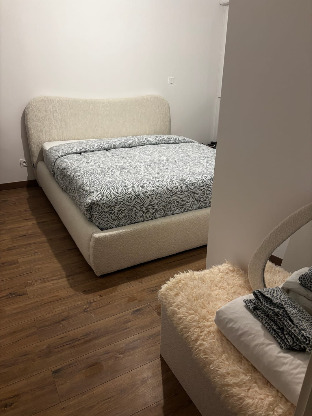 Customer photo review of Lit coffre design - INES