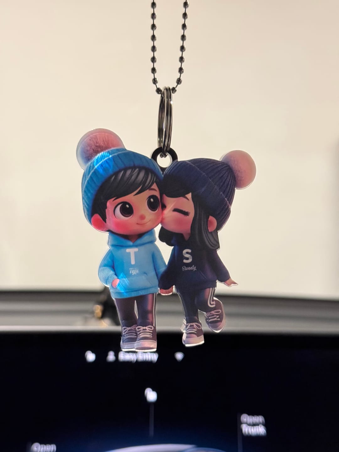 Customer photo review of Cute Cartoon Couple Walking Personalized Ornament