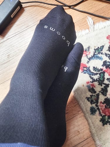 Customer photo review of 15-20 mmHg - SOLID - Unisex - Booms Compression Socks