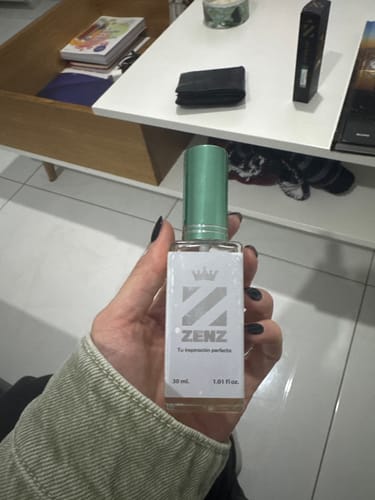 Customer photo review of Perfume Tendencia U SANTAL 33 VERSION NUEVA A PARTIR DE JULIO 2023 NUEVO zenz