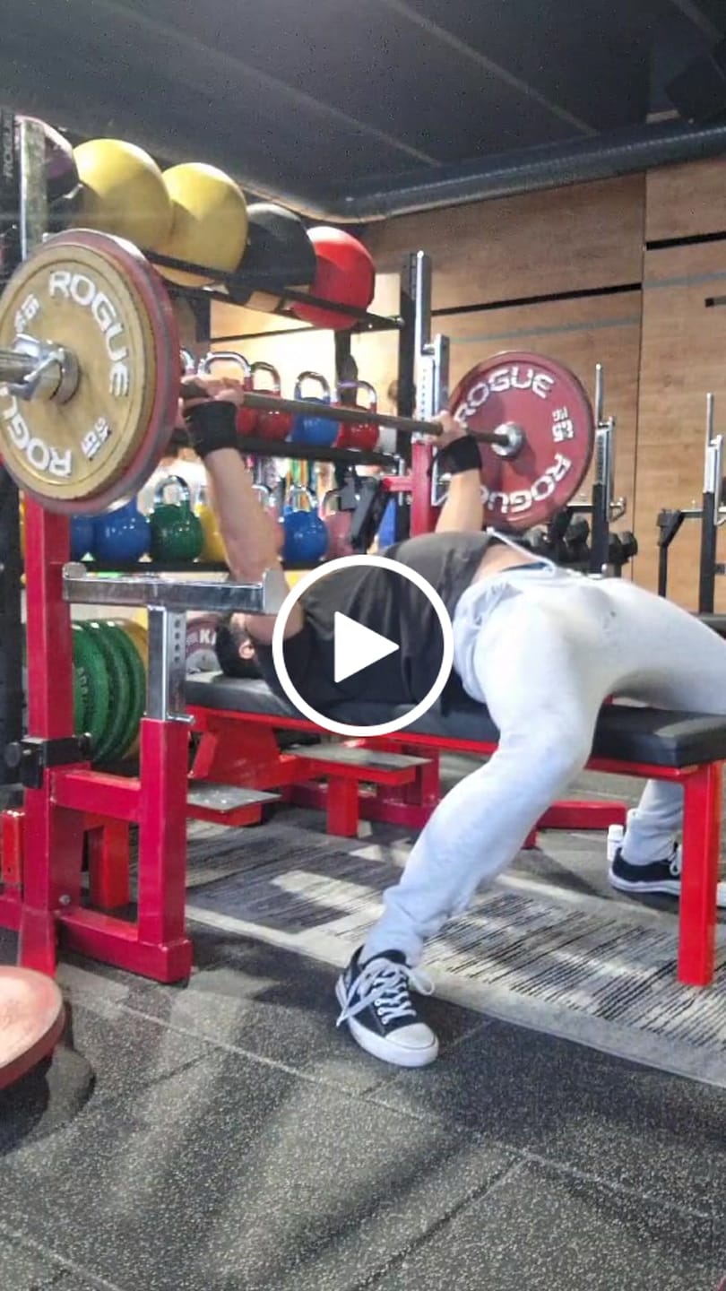 Customer video review of Stealth Black Wrist Wraps – Medium, 30cm/60cm or 90cm, IPF Approved