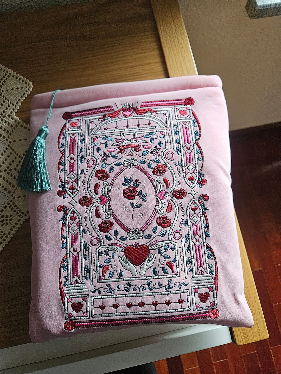 Customer photo review of Sugar & Spice Book Sleeve