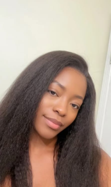 Customer photo review of MORE FACE Pre-bleached Kinky Straight Wear Go Glueless Wig 7x5 Pre-cut HD Lace Pre-plucked