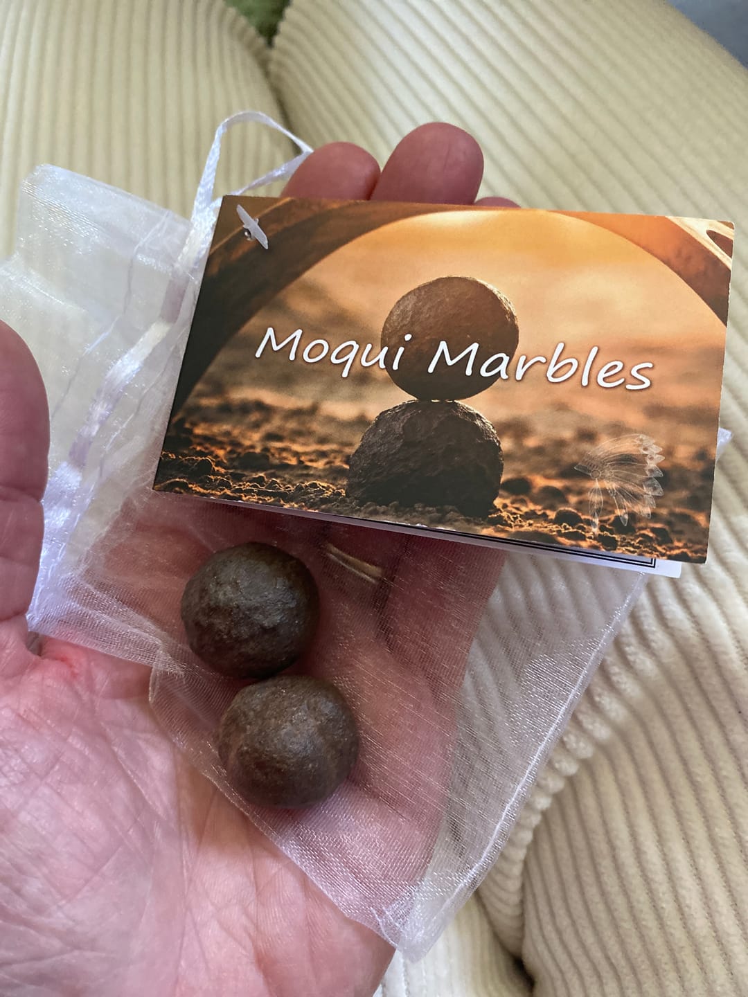 Customer photo review of Moqui Marbles Paar | Lebende Steine | Heilsteine
