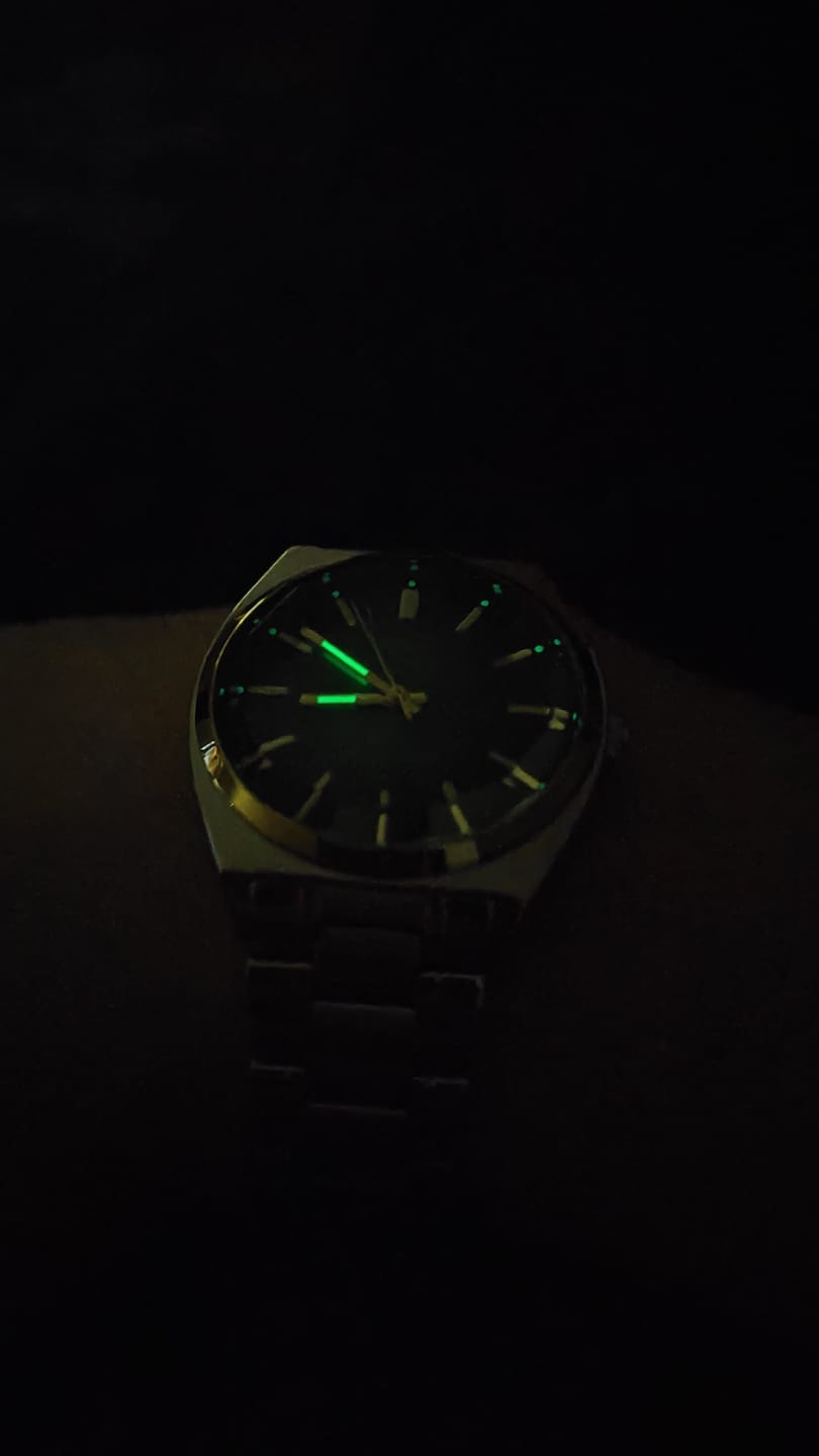 Customer photo review of Reloj Q&Q JDM QB78-422 Cristal Mineral Biselado 36mm