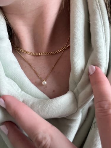 Customer photo review of Shay Necklace