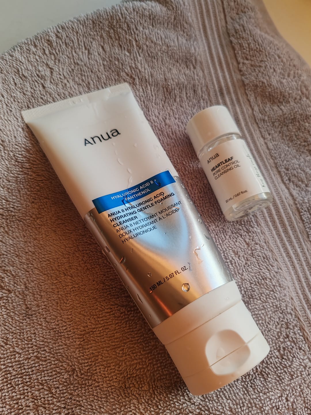 Customer photo review of Maigas putiņas sejas mazgāšanai Anua 8 Hyaluronic Acid Hydrating Gentle Foaming Cleanser