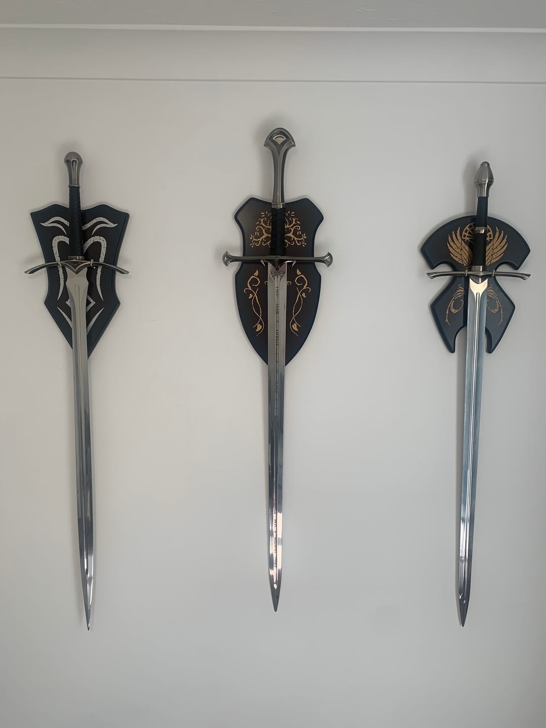 Customer photo review of The Lord Of The Rings - Deluxe Anduril With Display Plaque & Scabbard
