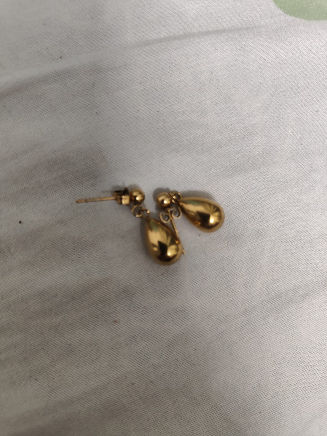 Customer photo review of Tear Drop Earrings