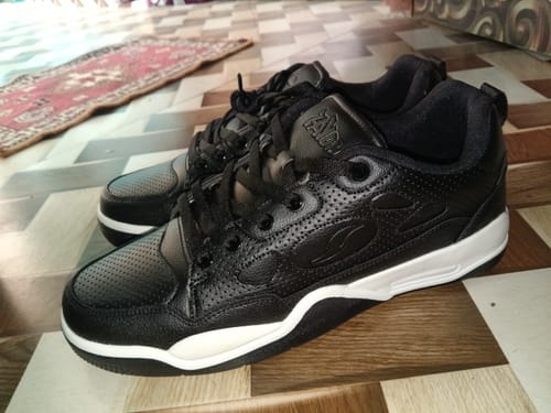 Customer photo review of HUGO Zone Black Men's casual sneaker